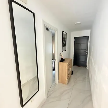 Nyaraló Elegant One Bedroom *