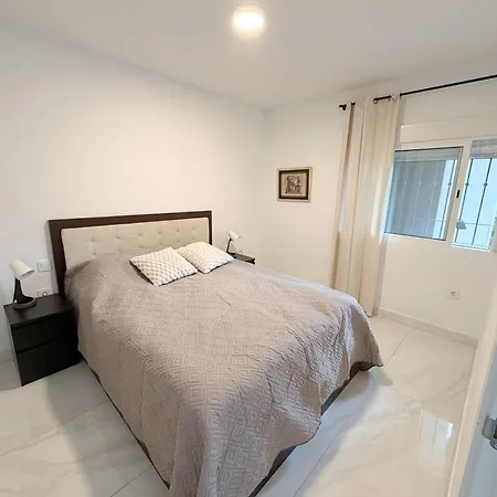 Elegant One Bedroom Fuengirola