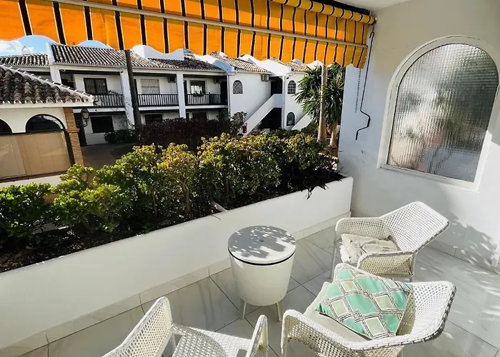 Ferienhaus Elegant One Bedroom Apartment *